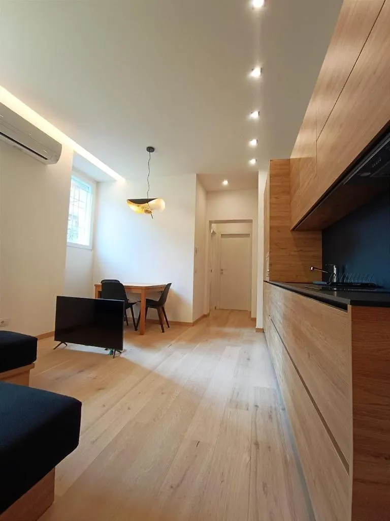 Casa Indipendenza Apartment Como Italy